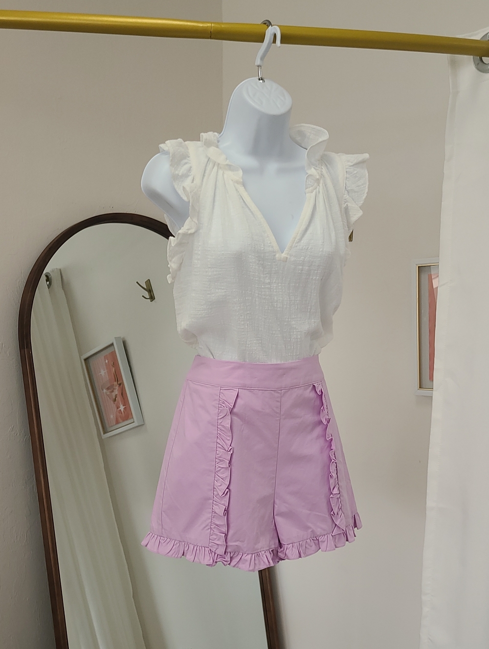 Women's Lavender Ruffle Hem Shorts And White Ruffle Top